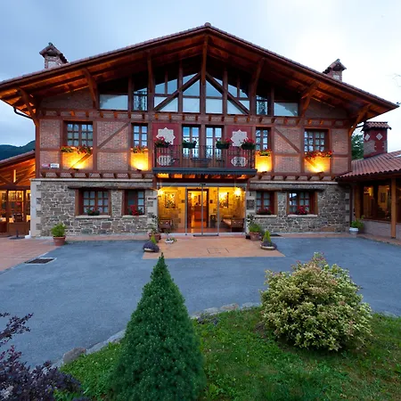 ホテル & Etxegana