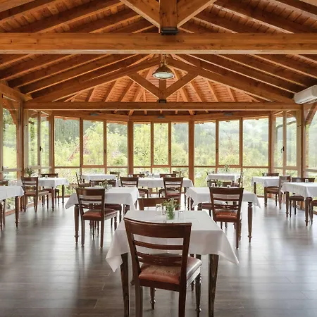 ホテル & Etxegana