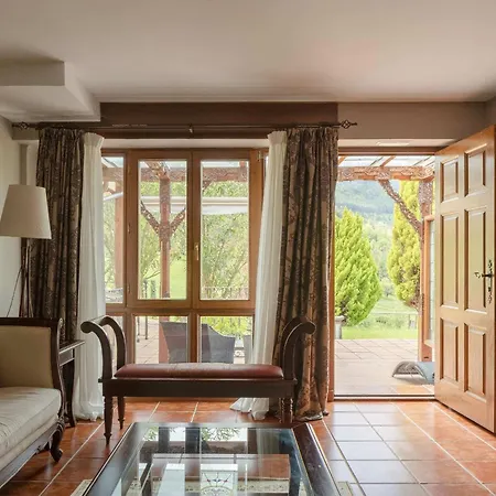 & Etxegana 2* セアヌリ